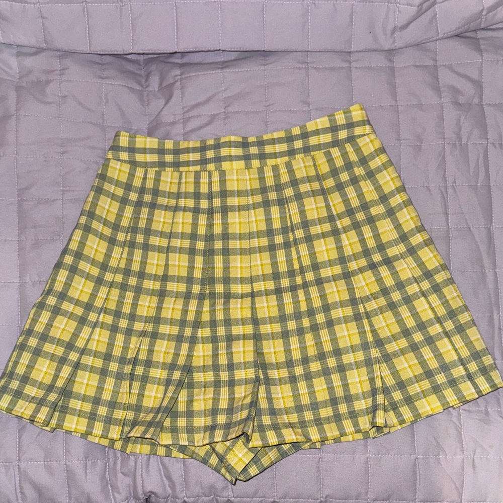 Cotton Candy LA- Yellow Plaid Pleated Skort - Size XS